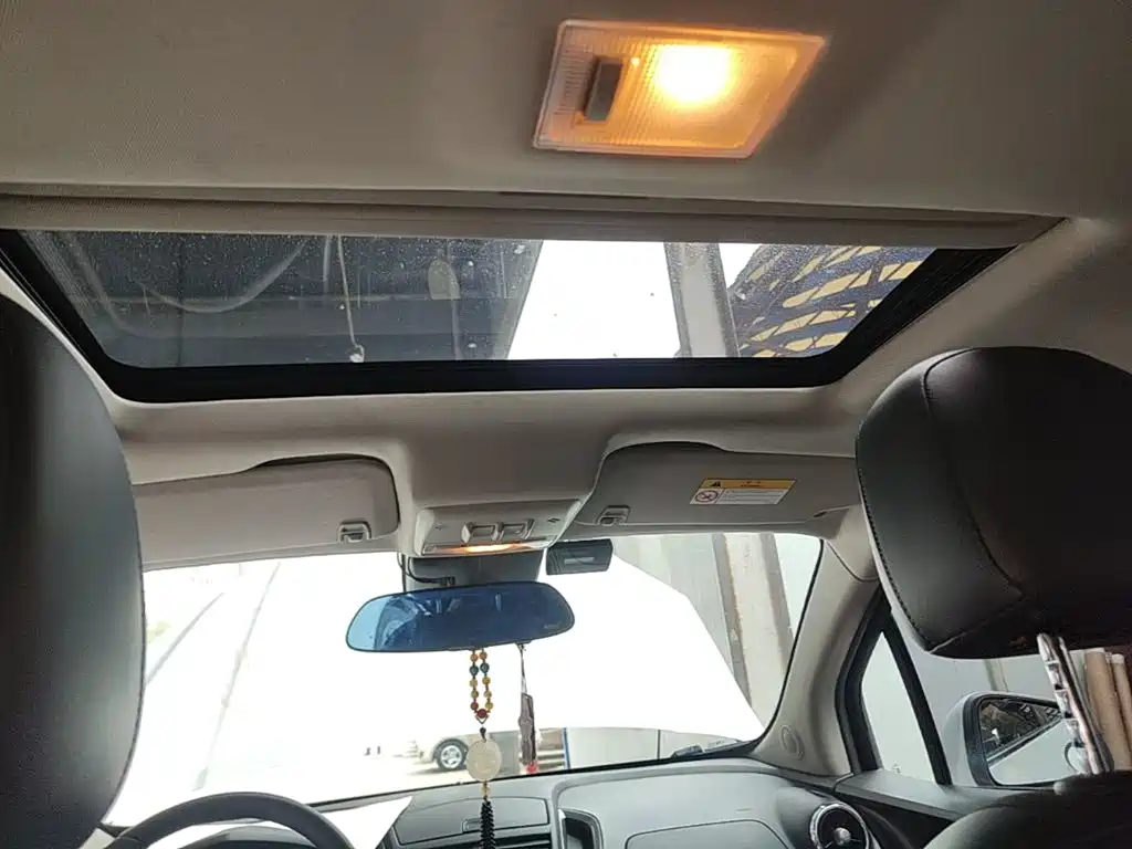 Chevrolet Trax — миниатюра 18