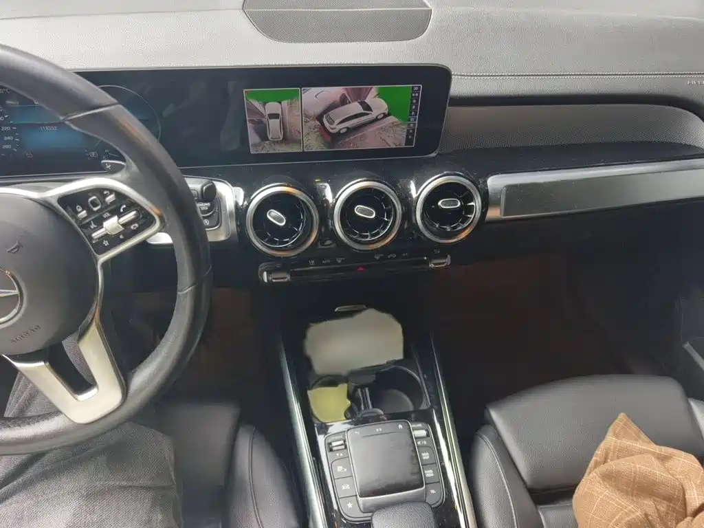 Mercedes-Benz GLB — миниатюра 6
