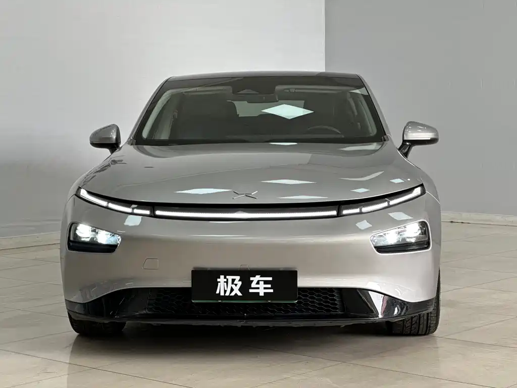 XPeng P7 — миниатюра 5