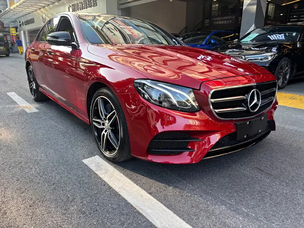 Mercedes-Benz E-Class — миниатюра 3
