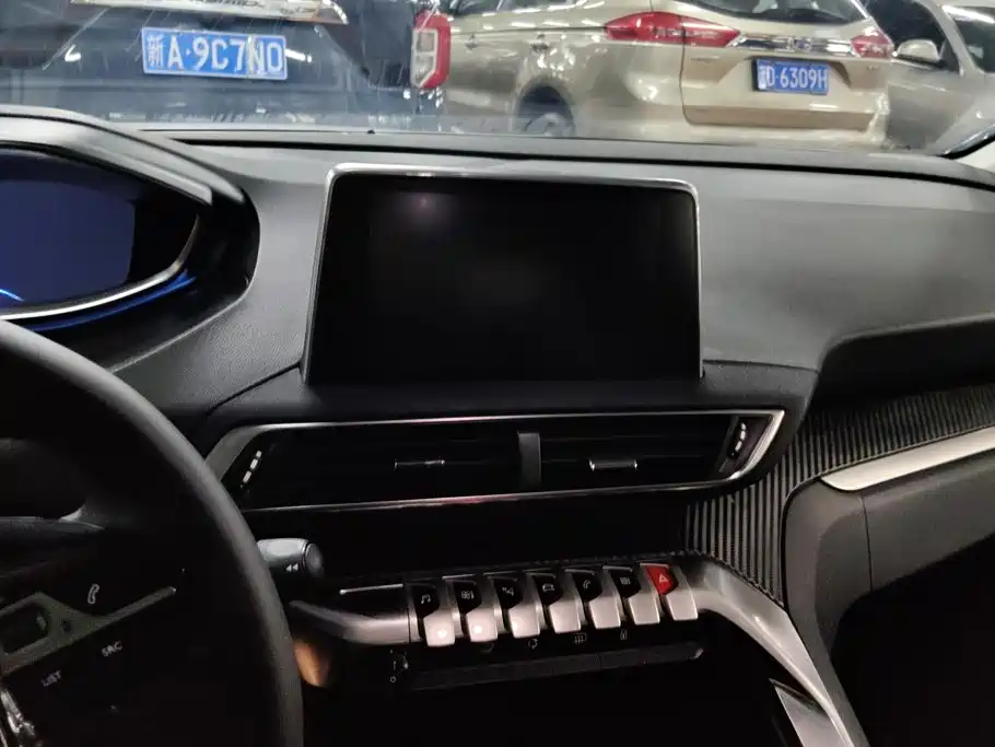 Peugeot 4008 — миниатюра 13