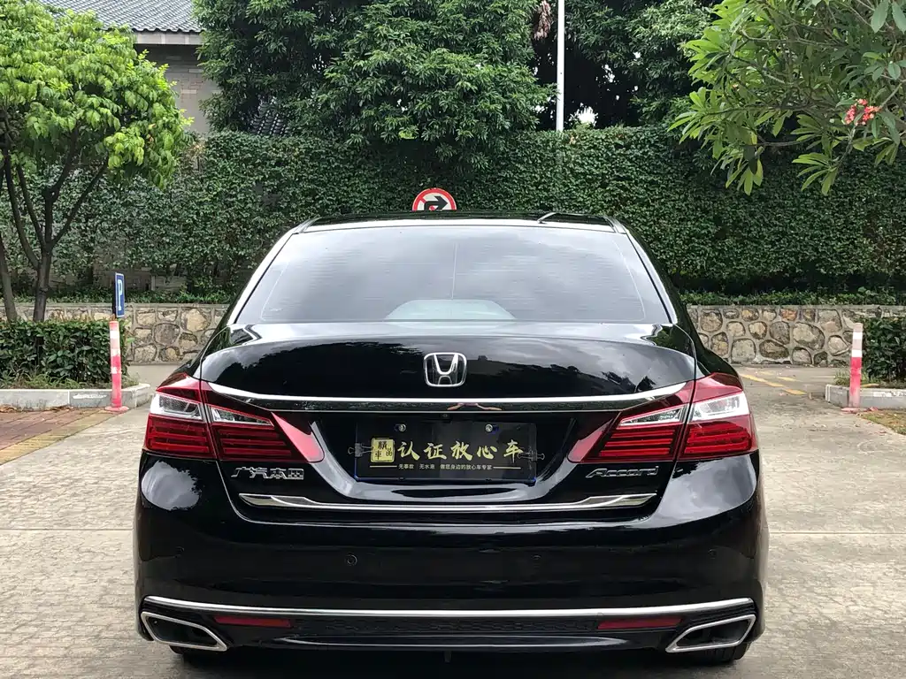 Honda Accord — миниатюра 4