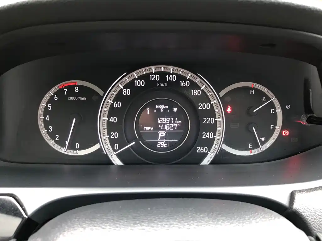 Honda Accord — миниатюра 16