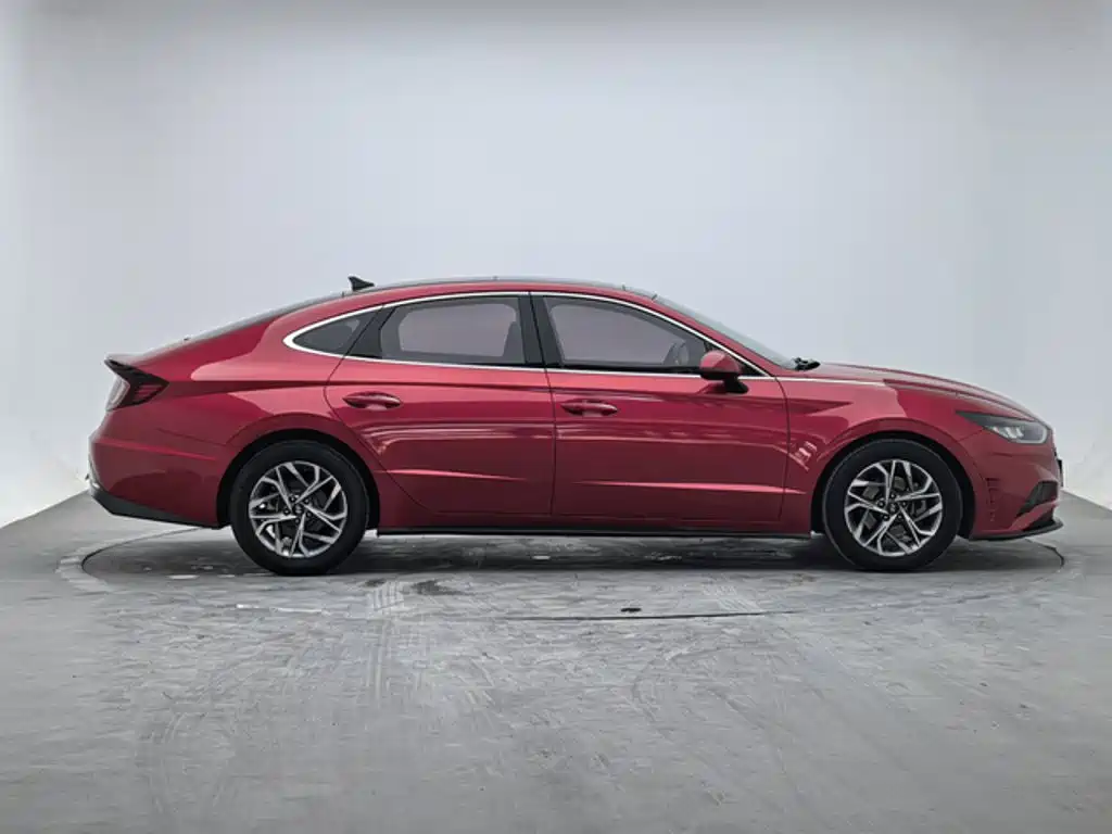 Hyundai Sonata — миниатюра 3