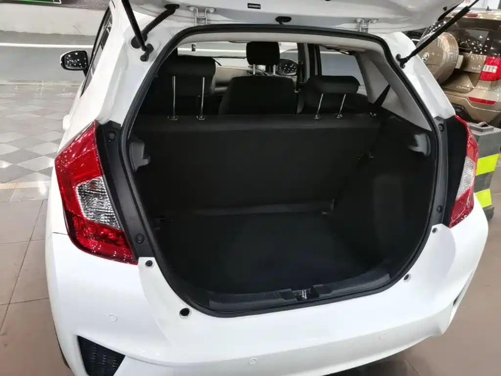 Honda Fit — миниатюра 19