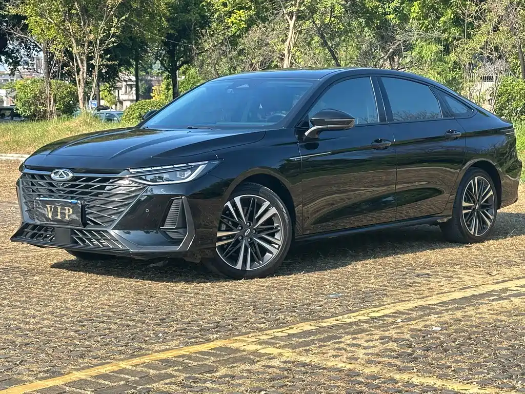 Chery Arrizo 8