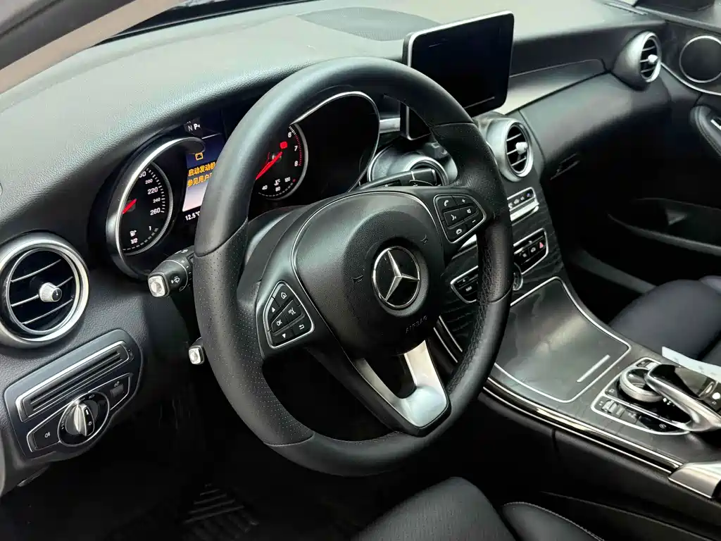 Mercedes-Benz C-Class (Import) — миниатюра 14