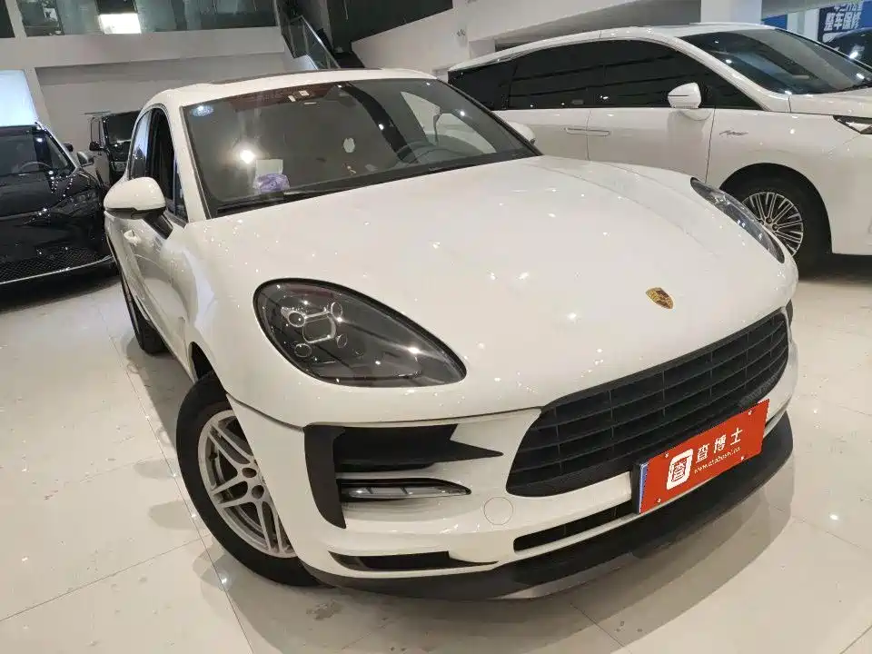 Porsche Macan — миниатюра 5
