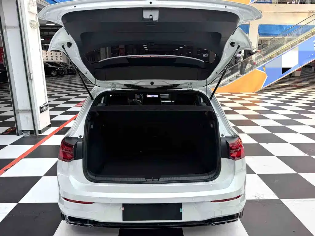 Volkswagen Golf — миниатюра 15