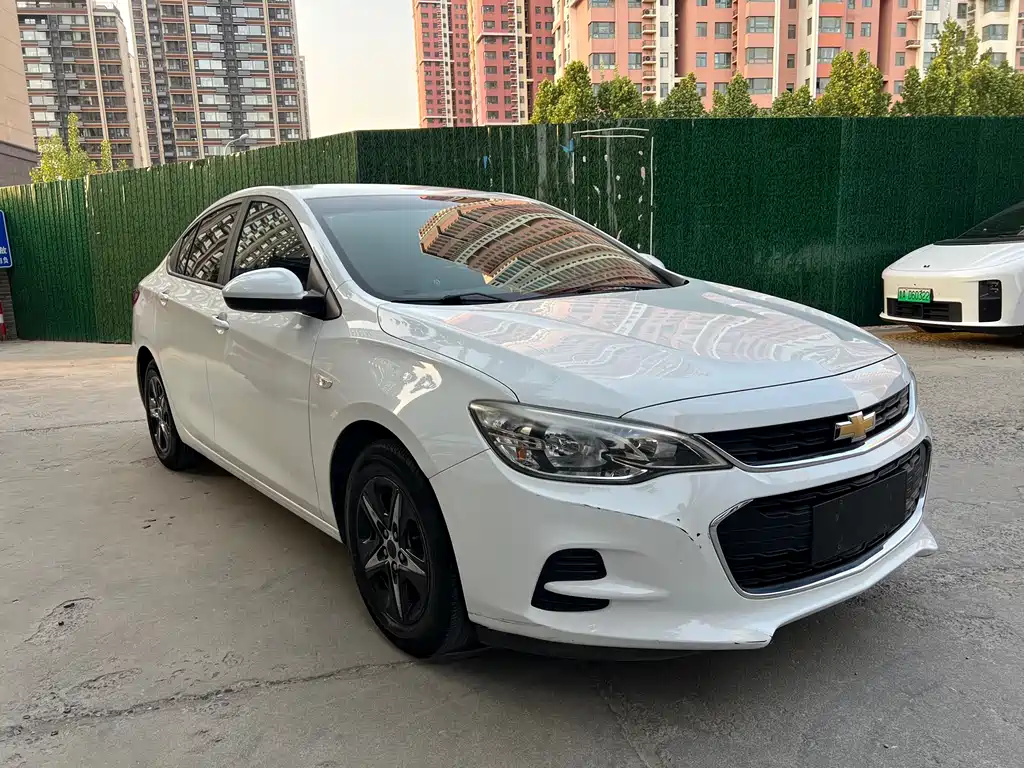 Chevrolet Cavalier 320 Manual Joy Enjoy Edition, фото 3