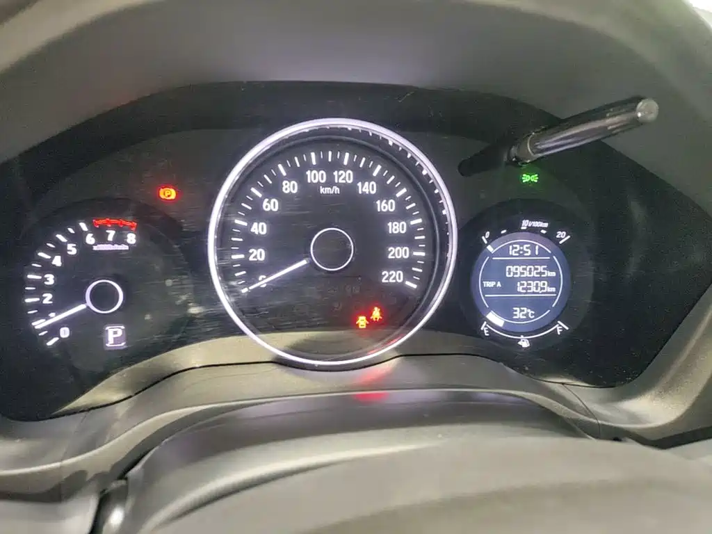 Honda Vezel — миниатюра 12