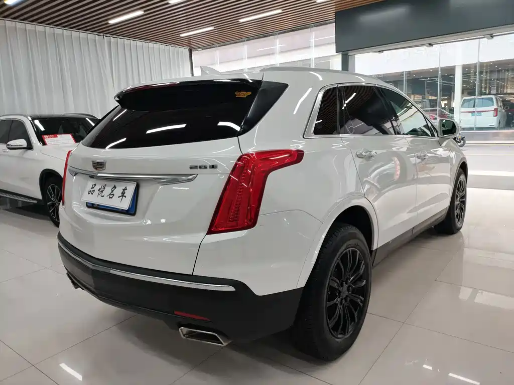 Cadillac XT5 — миниатюра 7