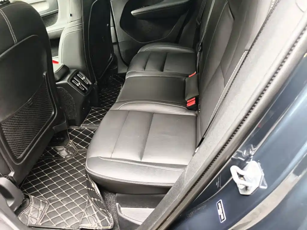 Volvo XC40 — миниатюра 17
