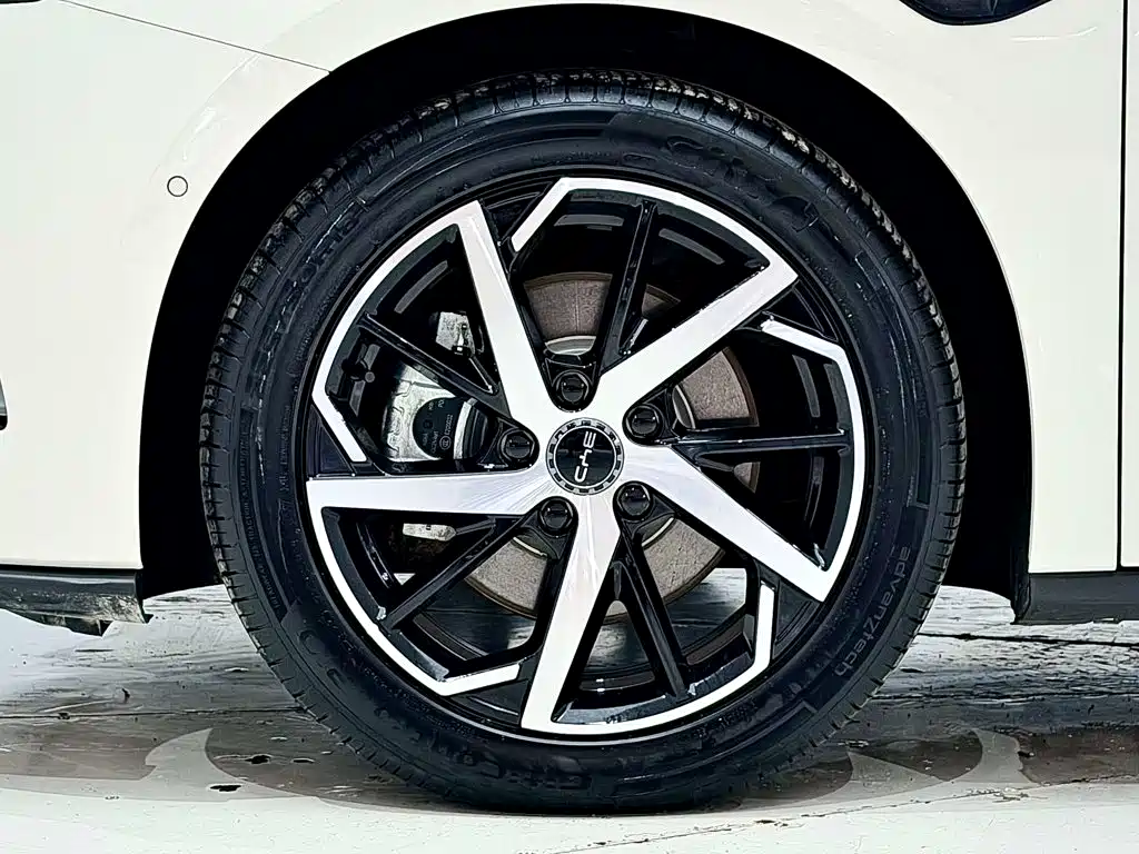 BYD Seal 07 DM-i — миниатюра 10