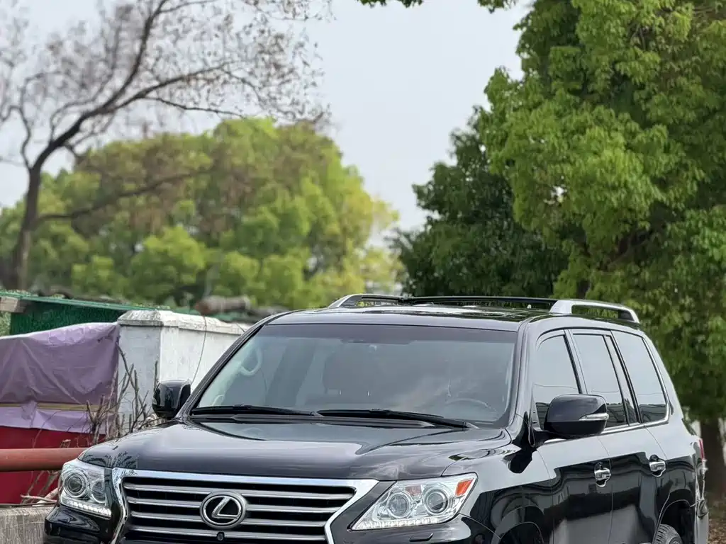 Lexus LX — миниатюра 3