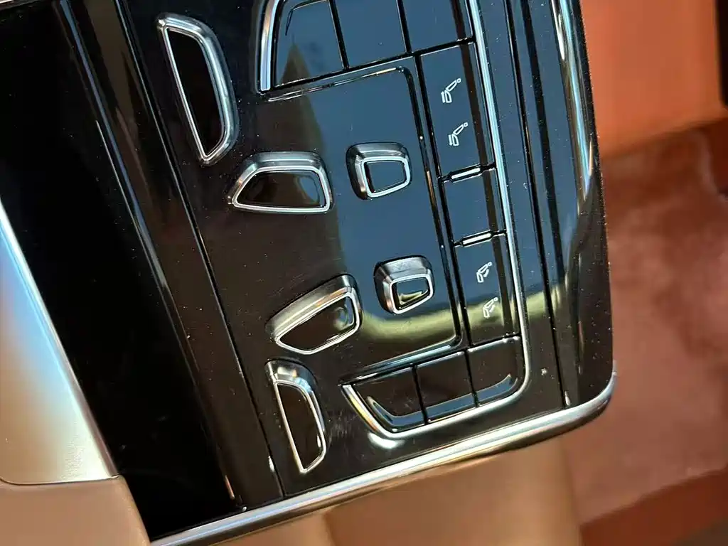 Hongqi Hongqi H9 — миниатюра 16