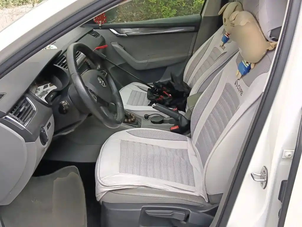 Skoda Octavia — миниатюра 11