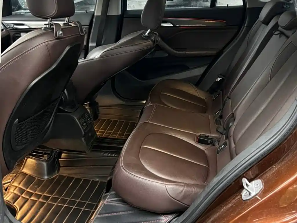 BMW X1 — миниатюра 8