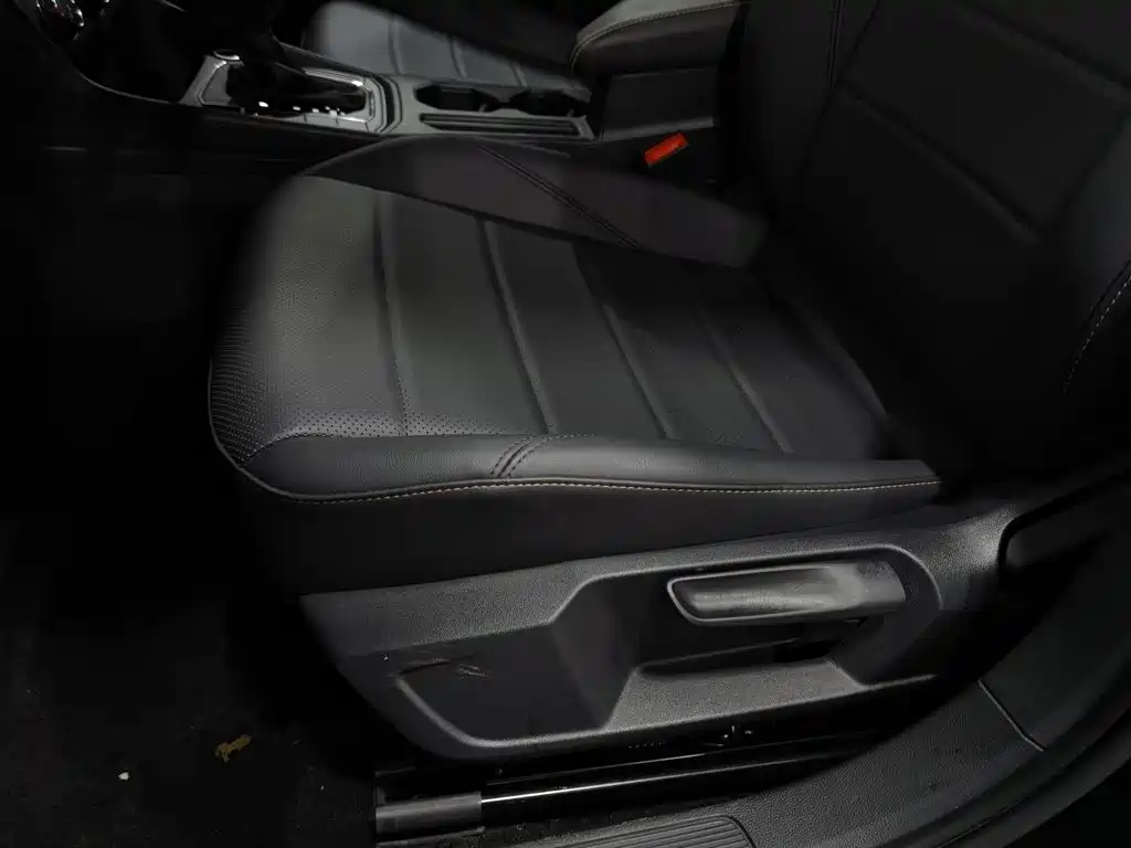 Volkswagen Lavida — миниатюра 20