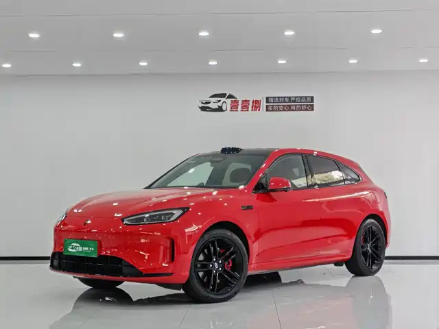 AITO ASK THE WORLD M5 2025