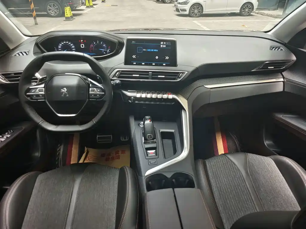 Peugeot 4008 — миниатюра 10