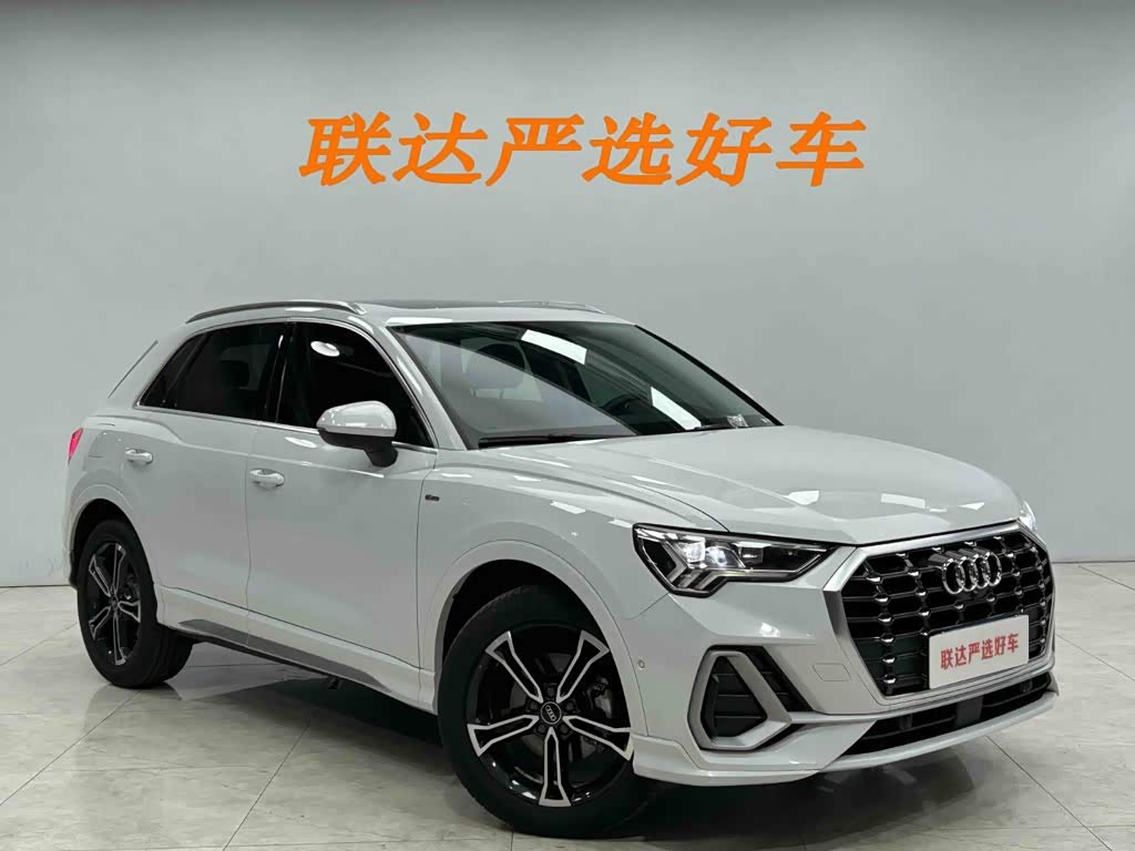 Audi Q3 1.4 л 2022 г. Белый, пробег 39000 км