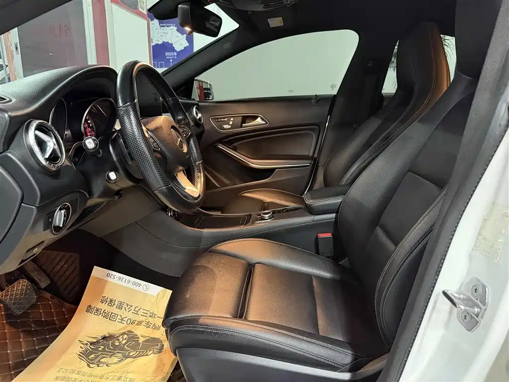 Mercedes-Benz CLA 2018 CLA 200 Fashion
