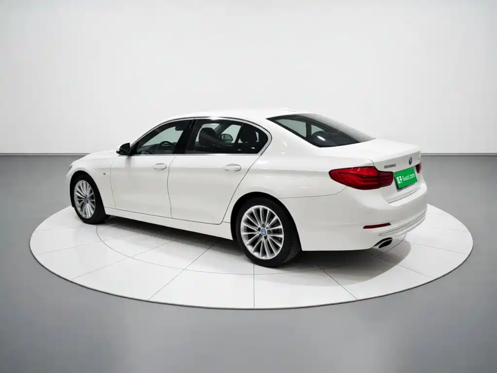 BMW 5 Series — миниатюра 25
