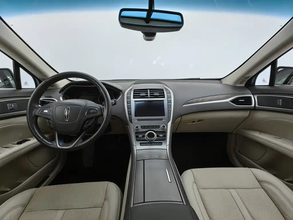 Lincoln MKZ — миниатюра 5