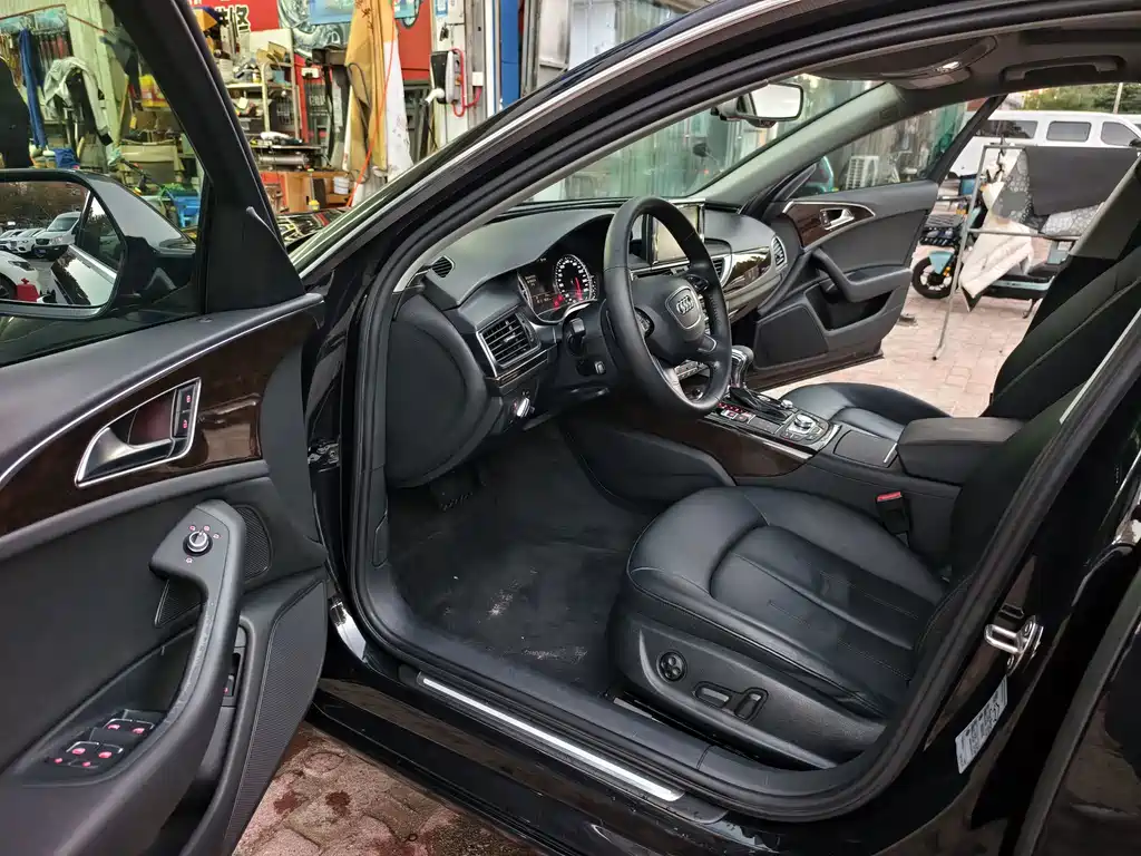 Audi A6L — миниатюра 11