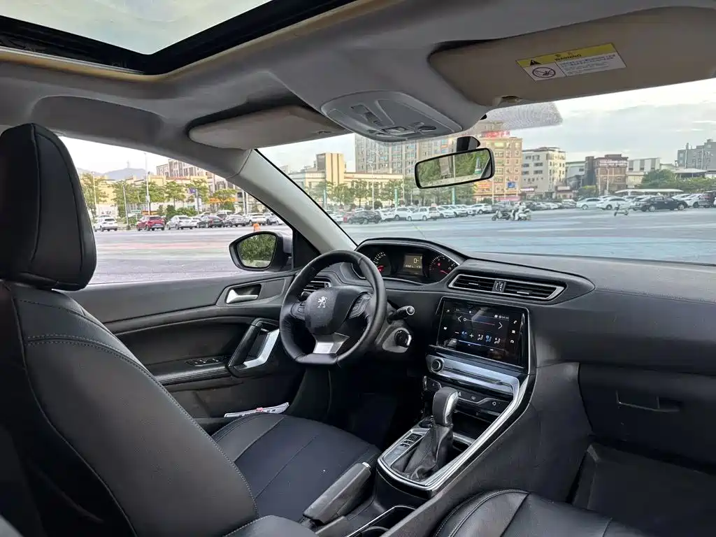 Peugeot 308 — миниатюра 4