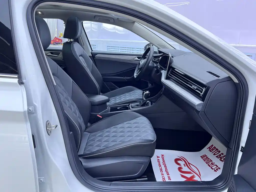 Volkswagen Sagitar — миниатюра 18