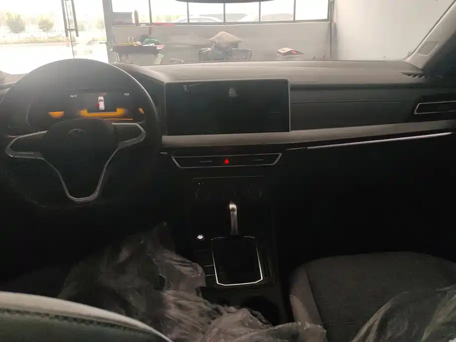 Volkswagen Lavida — миниатюра 12