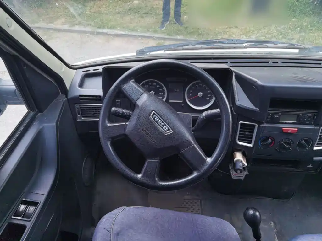 IVECO Daily — миниатюра 11