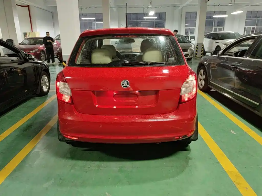 Skoda Fabia — миниатюра 6