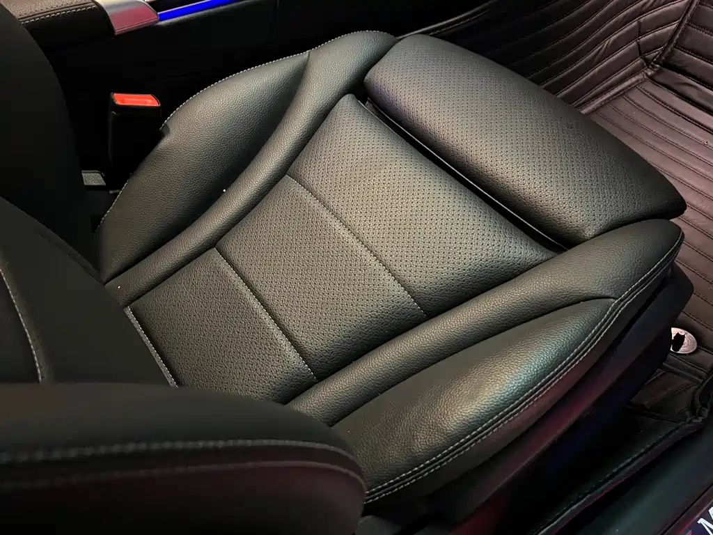 Mercedes-Benz C-Class — миниатюра 21