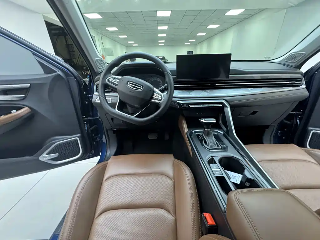 Geely Vision X6 — миниатюра 14
