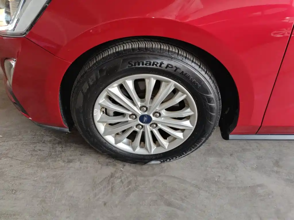 Ford Focus — миниатюра 23