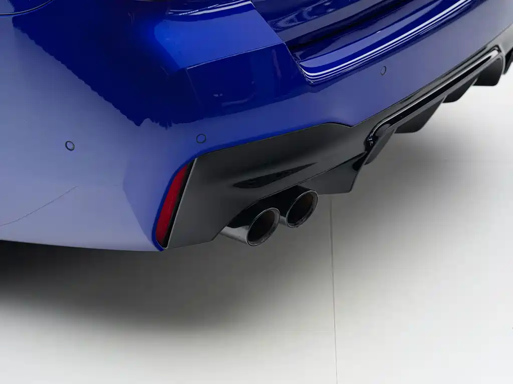 BMW M5 — миниатюра 13