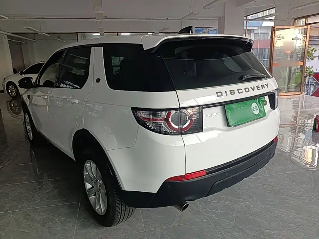Land Rover Discovery Sport — миниатюра 5