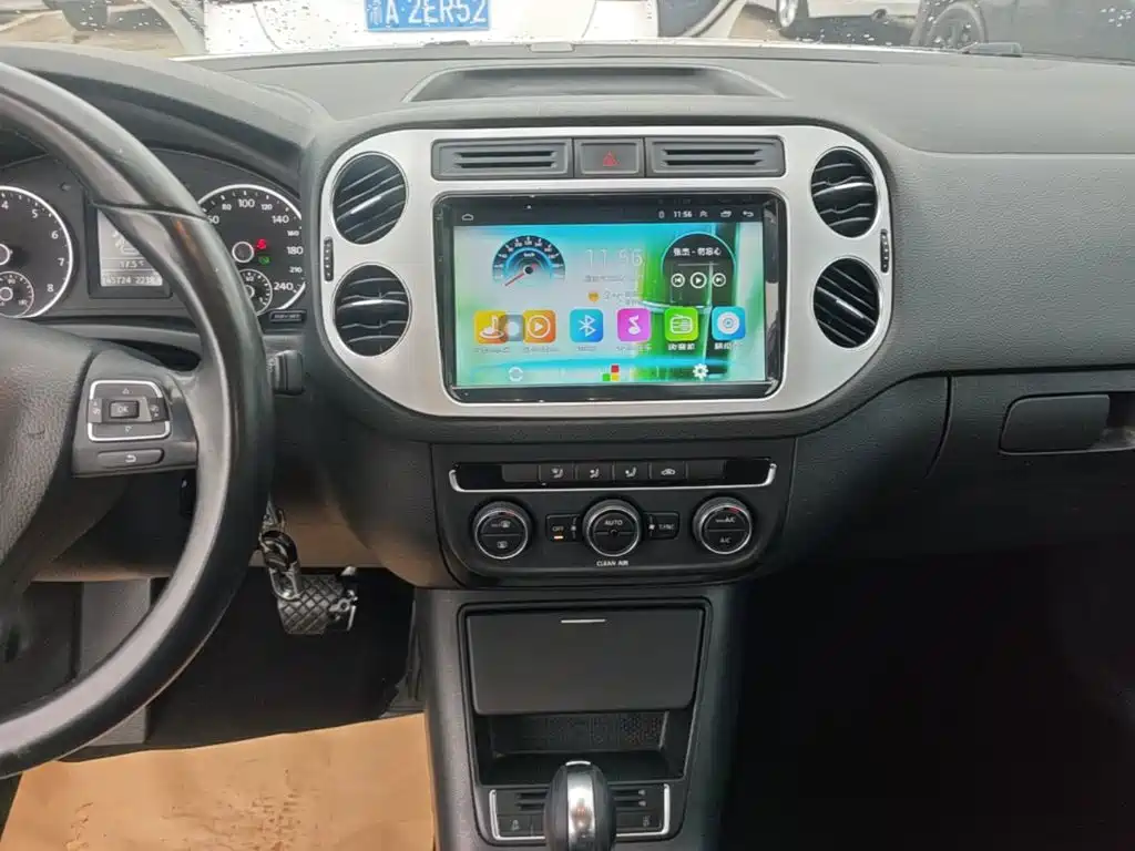 Volkswagen Tiguan — миниатюра 13