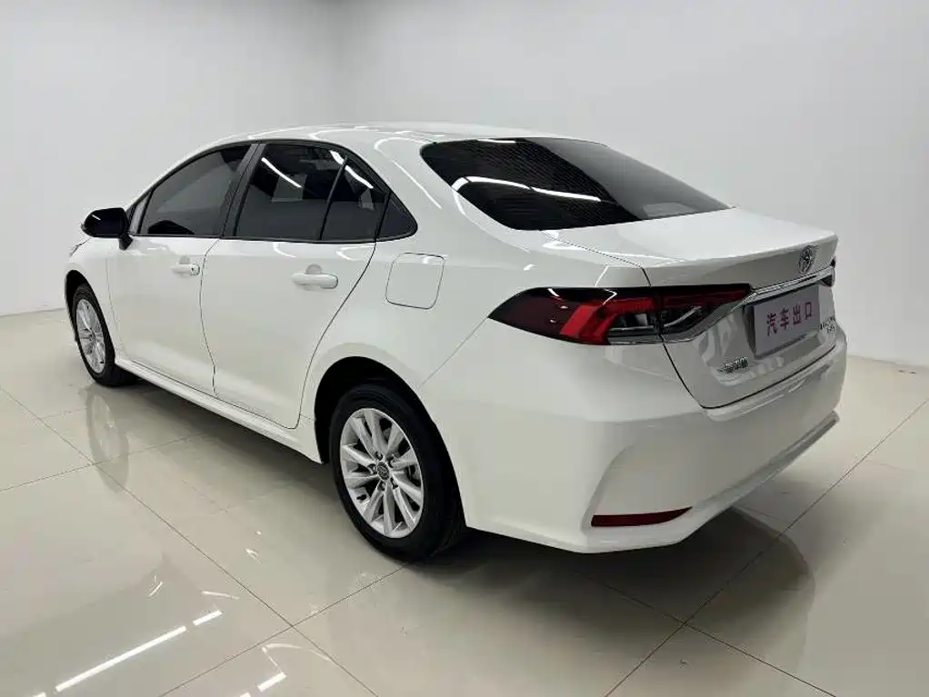 Toyota Corolla — миниатюра 6