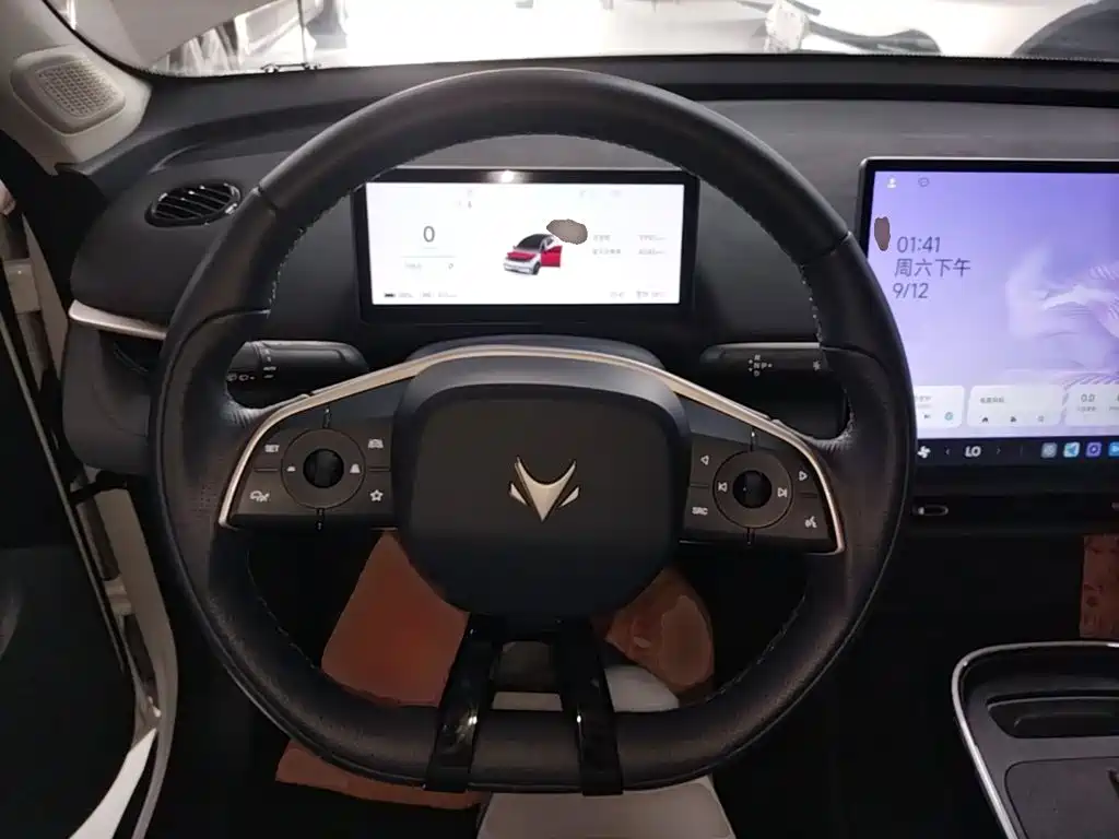 ARCFOX Beta T1 — миниатюра 11