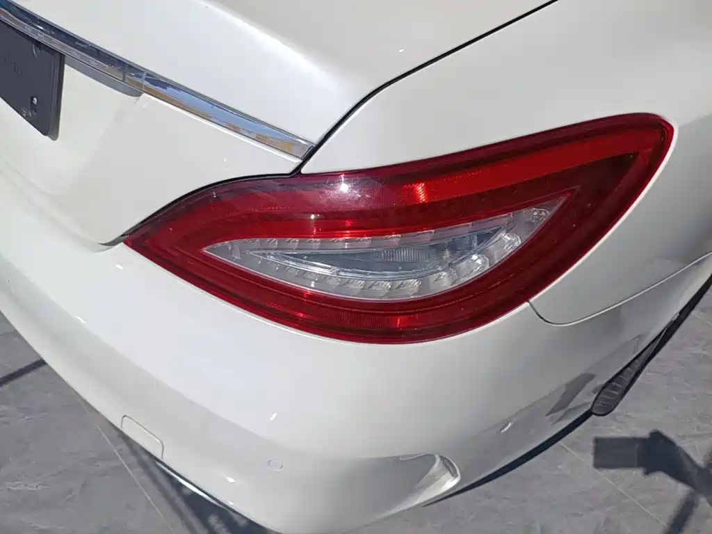 Mercedes-Benz CLS — миниатюра 8