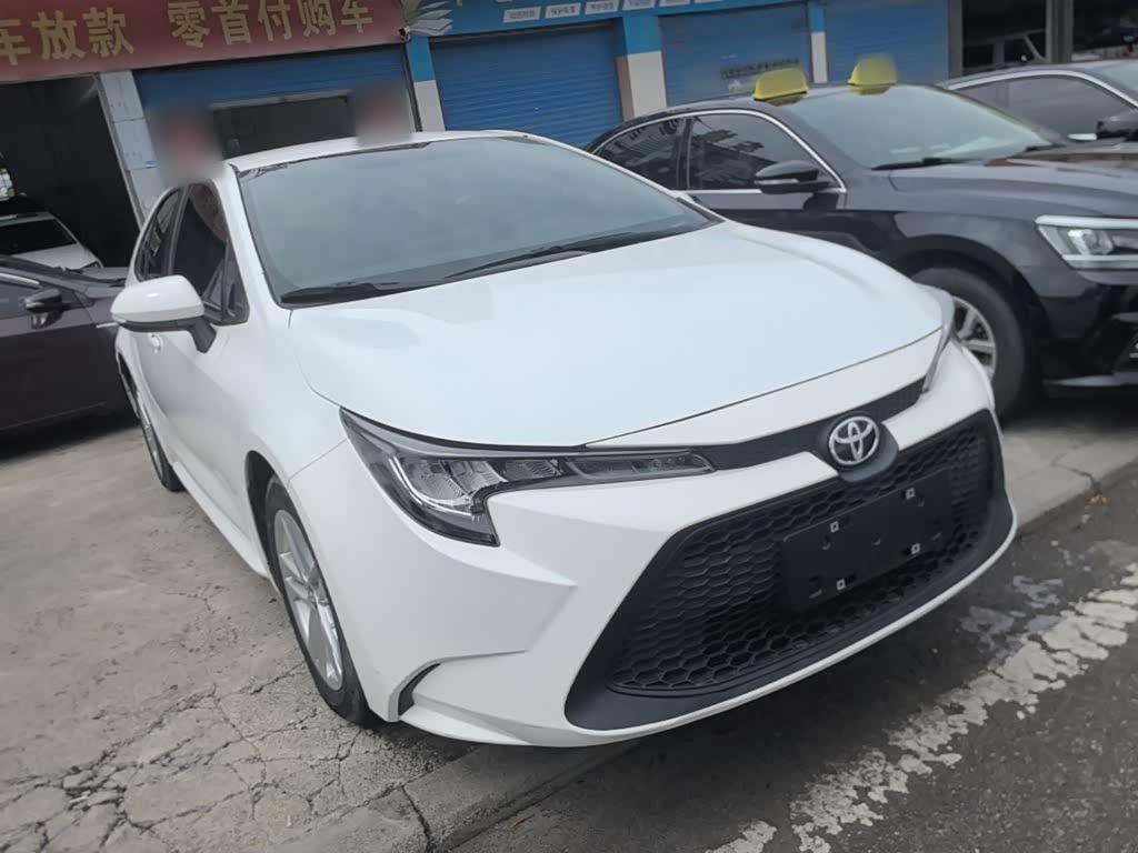 Toyota Levin 1.5 л 2022 г. Белый, пробег 33000 км