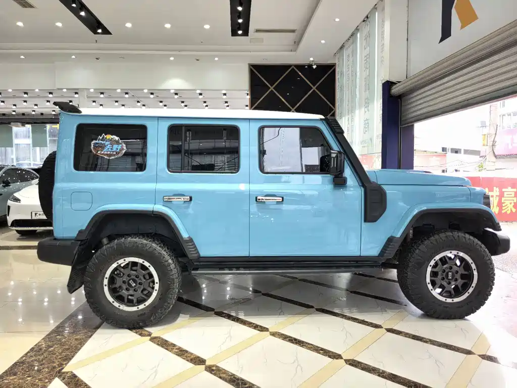 212 212 T01 — миниатюра 16