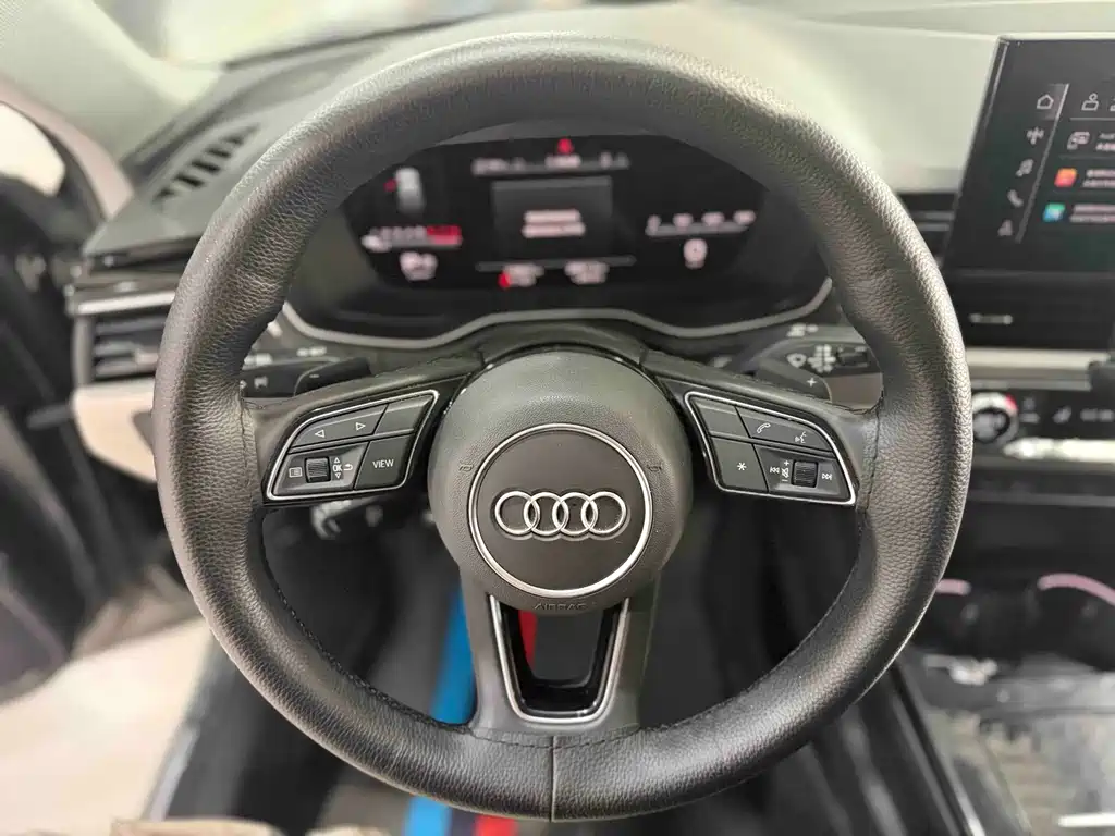 Audi A4 (Import) — миниатюра 9