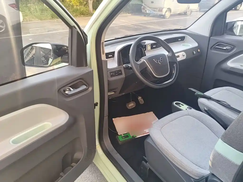 Wuling MINIEV — миниатюра 16