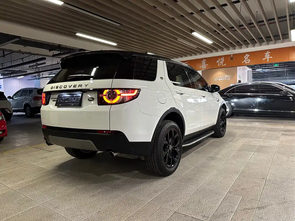 Land Rover Discovery Sport — миниатюра 6
