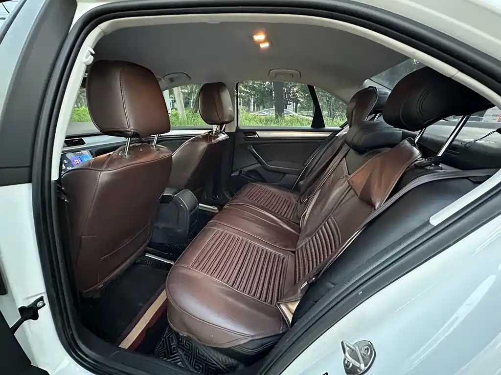Volkswagen Bora — миниатюра 4